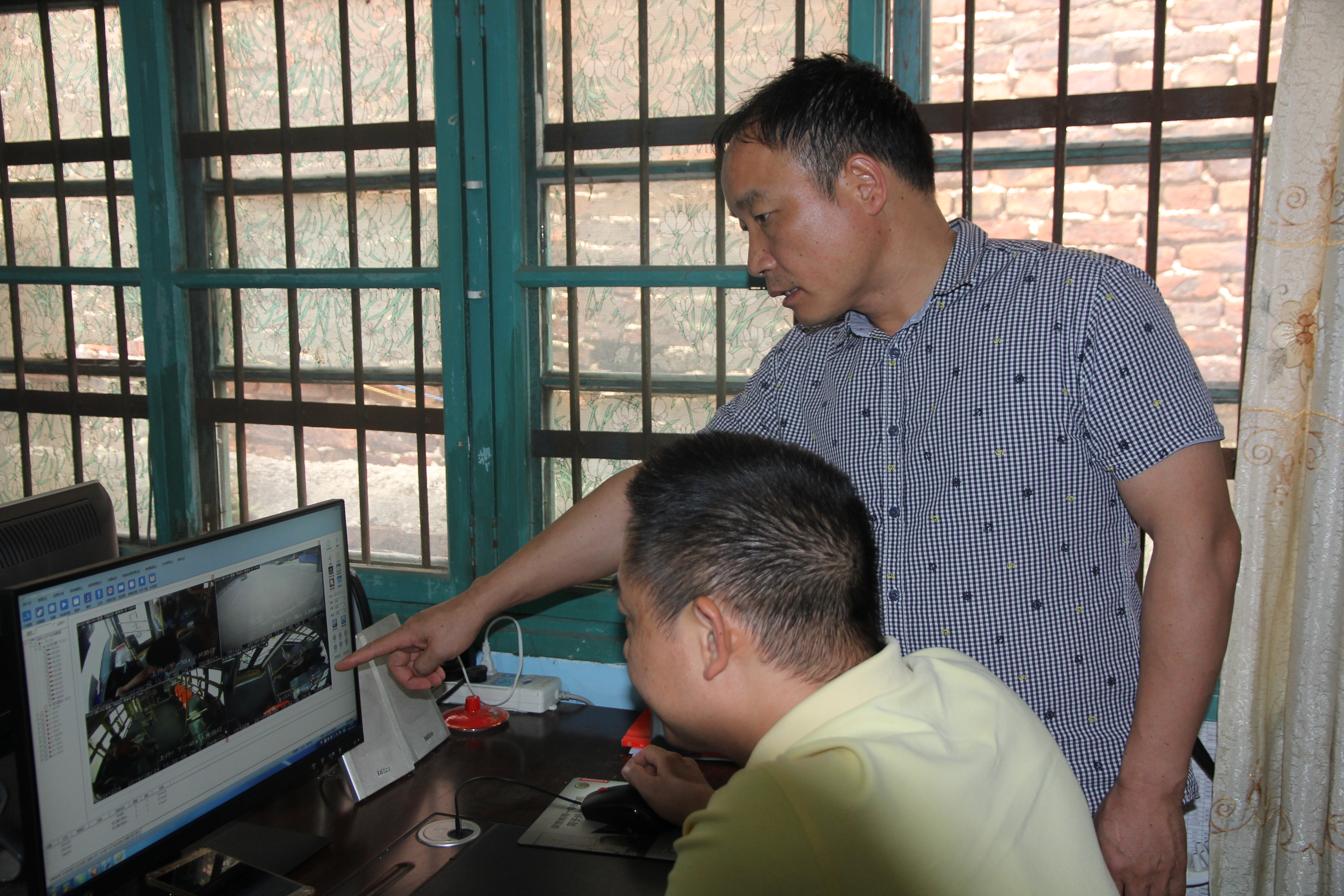 虛心學(xué)習(xí)   揚(yáng)長(zhǎng)補(bǔ)短 ——訪(fǎng)邵東公汽公司新任經(jīng)理李志君 欣  聞